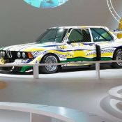 Když se vůz střetně s uměním. BMW představilo edici výtvarně pojatých vozů, tentokrát zkrášlených umělou inteligencí