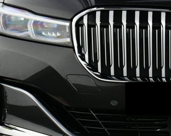 BMW i4 – Měla by se Tesla začít bát?